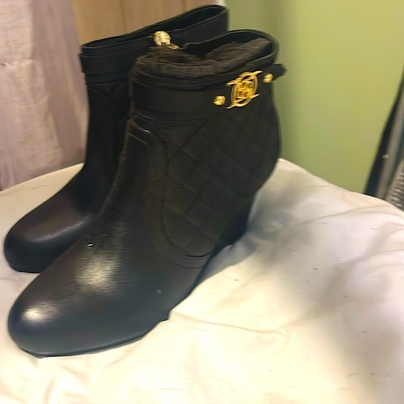 Women’s Liz Claiborne wedge boots - Picture 1 of 2